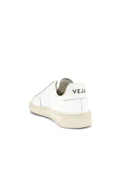 Veja V-12 | Thumbnail 5 Veja V-12 | Thumbnail 5