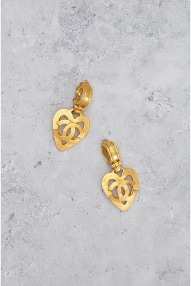 Chanel Chanel 1995 CC Heart Clip-On Earrings | Thumbnail 2 Chanel Chanel 1995 CC Heart Clip-On Earrings | Thumbnail 2