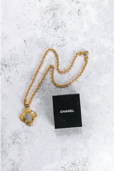 chanel Chanel 1996 Mirror Necklace | Thumbnail 6 chanel Chanel 1996 Mirror Necklace | Thumbnail 6