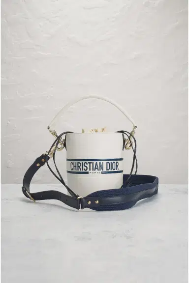 FWRD Renew Dior Vibe Bucket Bag | Thumbnail 4 FWRD Renew Dior Vibe Bucket Bag | Thumbnail 4