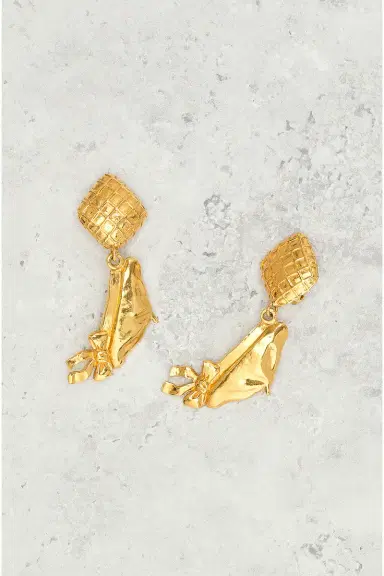 chanel Chanel Ribbon Clip-On Earrings | Thumbnail 2 chanel Chanel Ribbon Clip-On Earrings | Thumbnail 2