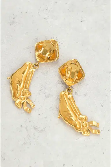 chanel Chanel Ribbon Clip-On Earrings | Thumbnail 4 chanel Chanel Ribbon Clip-On Earrings | Thumbnail 4