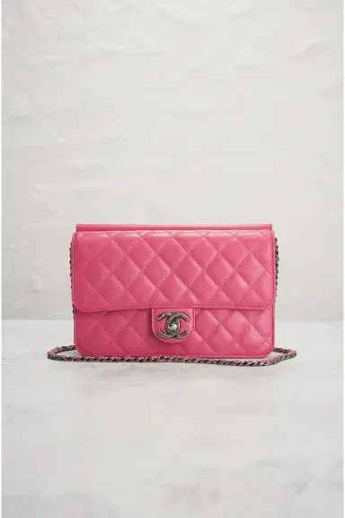 Chanel Chanel Lambskin Wallet On Chain | Thumbnail 2 Chanel Chanel Lambskin Wallet On Chain | Thumbnail 2