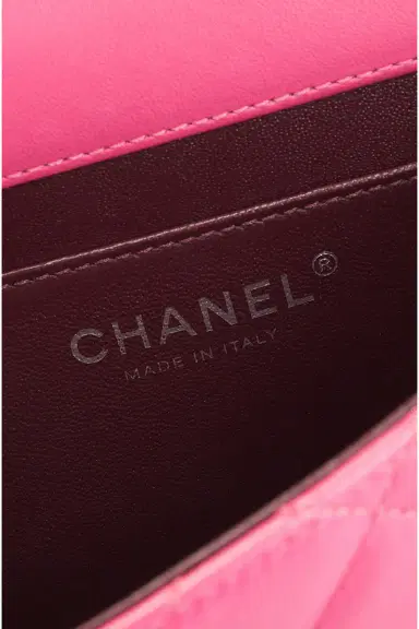 Chanel Chanel Lambskin Wallet On Chain | Thumbnail 5 Chanel Chanel Lambskin Wallet On Chain | Thumbnail 5