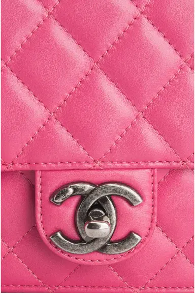 Chanel Chanel Lambskin Wallet On Chain | Thumbnail 6 Chanel Chanel Lambskin Wallet On Chain | Thumbnail 6