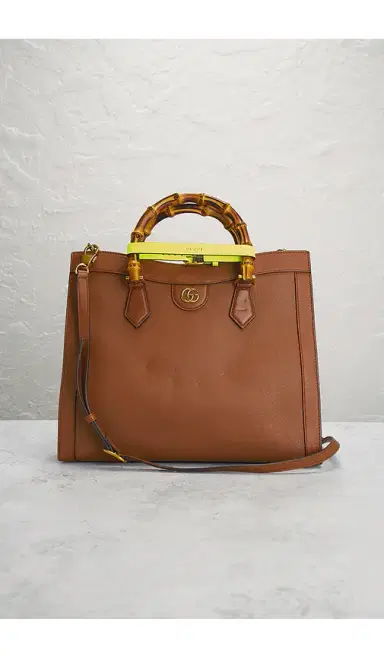 Gucci Diana Handbag | Thumbnail 2 Gucci Diana Handbag | Thumbnail 2