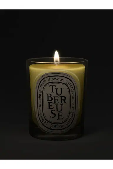 Diptyque Tubereuse Classic Candle | Thumbnail 3 Diptyque Tubereuse Classic Candle | Thumbnail 3