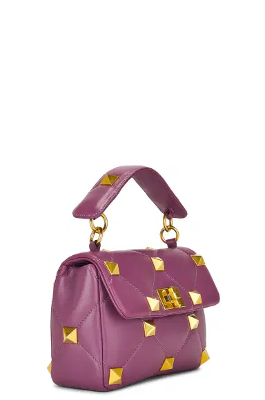 valentino garavani Valentino Garavani Medium Roman Stud Shoulder Bag | Thumbnail 4 valentino garavani Valentino Garavani Medium Roman Stud Shoulder Bag | Thumbnail 4