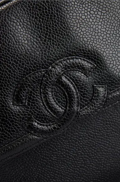 Chanel Chanel Caviar Vintage Timeless Camera Bag | Thumbnail 7 Chanel Chanel Caviar Vintage Timeless Camera Bag | Thumbnail 7