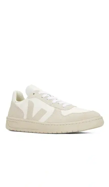 Veja V-10 Sneakers | Thumbnail 2 Veja V-10 Sneakers | Thumbnail 2
