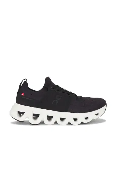 On Cloudswift 4 Sneaker | Thumbnail 1 On Cloudswift 4 Sneaker | Thumbnail 1