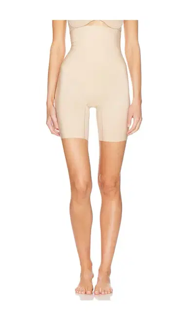 Commando Zone Smoothing High-waisted Short | Thumbnail 1 Commando Zone Smoothing High-waisted Short | Thumbnail 1