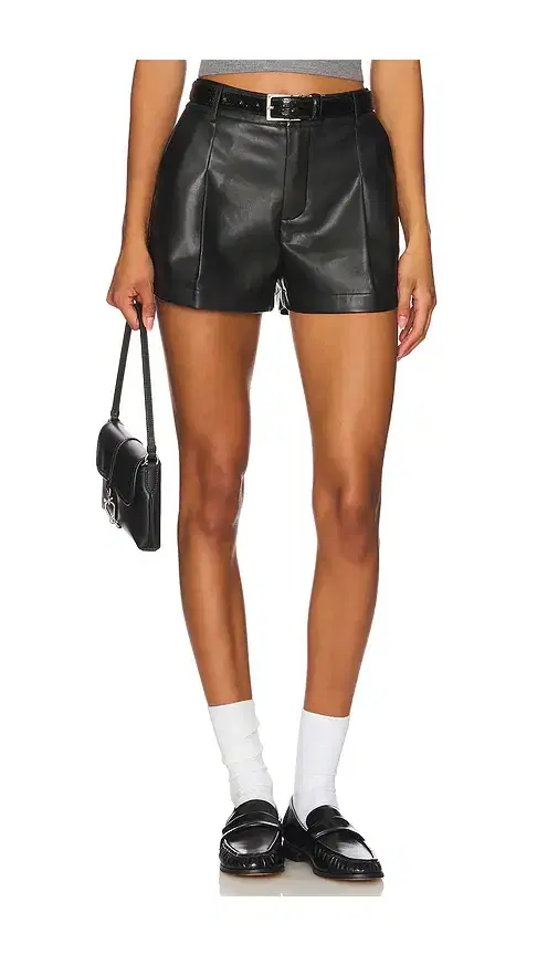 Noa Short Noa Short