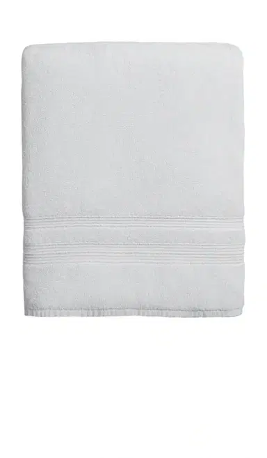 Parachute Classic Turkish Cotton Bath Towel | Thumbnail 1 Parachute Classic Turkish Cotton Bath Towel | Thumbnail 1
