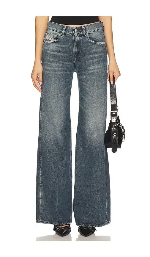 Akemi Wide Leg Jeans Akemi Wide Leg Jeans