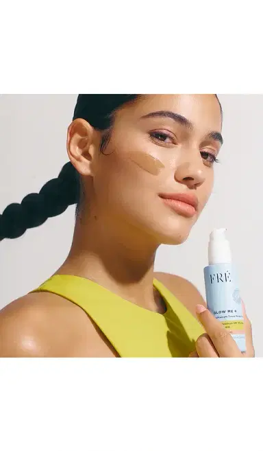 FRE GLOW ME + Tinted Moisturizer 30 SPF | Thumbnail 2 FRE GLOW ME + Tinted Moisturizer 30 SPF | Thumbnail 2