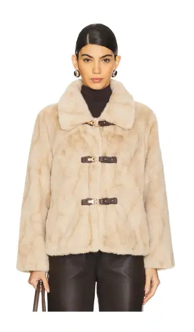 HEARTLOOM Tegan Faux Fur Coat | Thumbnail 2 HEARTLOOM Tegan Faux Fur Coat | Thumbnail 2