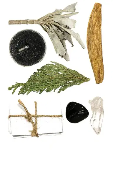 J. Southern Studio Protection Ritual Kit Mini | Thumbnail 2 J. Southern Studio Protection Ritual Kit Mini | Thumbnail 2