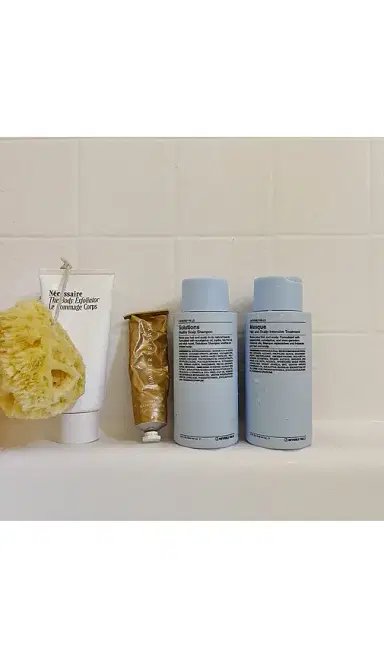 J Beverly Hills Solutions Healthy Scalp Shampoo | Thumbnail 2 J Beverly Hills Solutions Healthy Scalp Shampoo | Thumbnail 2