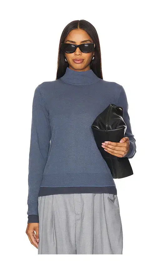 Double Layer Turtleneck Double Layer Turtleneck