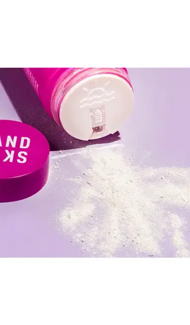 Sand & Sky Australian Glow Berries Enzyme Powder Exfoliator | Thumbnail 2 Sand & Sky Australian Glow Berries Enzyme Powder Exfoliator | Thumbnail 2