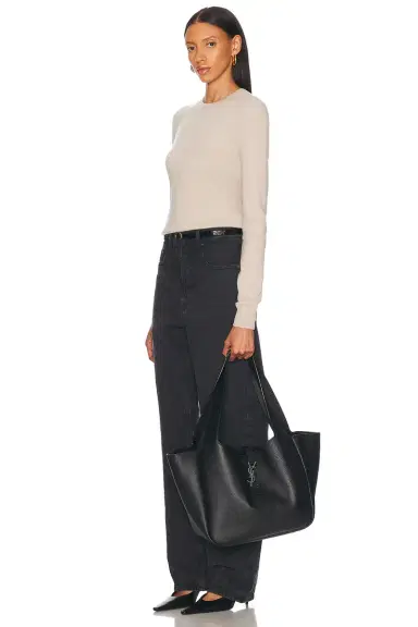 Saint Laurent Bea Bag | Thumbnail 2 Saint Laurent Bea Bag | Thumbnail 2