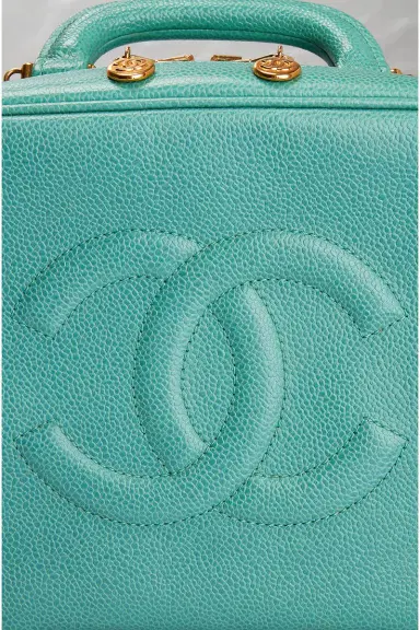 Chanel Chanel Caviar Timeless Vanity Bag | Thumbnail 6 Chanel Chanel Caviar Timeless Vanity Bag | Thumbnail 6