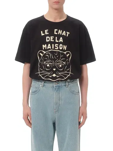 Valentino Garavani Men's Cotton T-Shirt with Chat De La Maison Print - Black | Thumbnail 3 Valentino Garavani Men's Cotton T-Shirt with Chat De La Maison Print - Black | Thumbnail 3