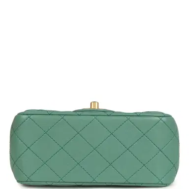 Chanel Chanel Mini Square Pearl Crush Flap Bag Green Lambskin Antique Gold Hardware | Thumbnail 6 Chanel Chanel Mini Square Pearl Crush Flap Bag Green Lambskin Antique Gold Hardware | Thumbnail 6