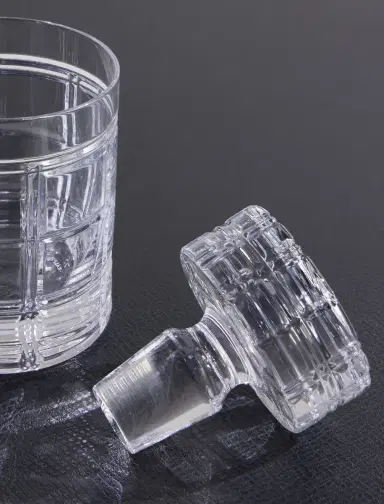 Ralph Lauren Home Hudson Plaid Crystal Decanter Gift Set - Men | Thumbnail 3 Ralph Lauren Home Hudson Plaid Crystal Decanter Gift Set - Men | Thumbnail 3