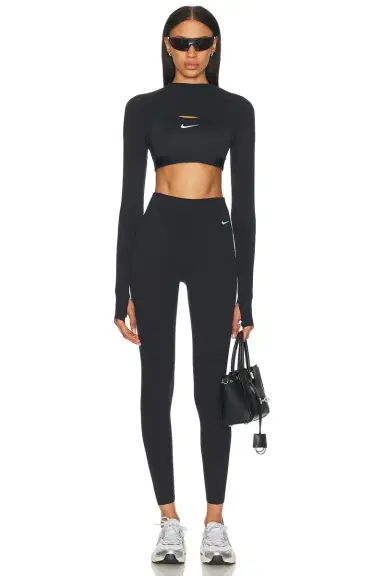 Nike Swoosh Medium Support Padded Sports Bra | Thumbnail 4 Nike Swoosh Medium Support Padded Sports Bra | Thumbnail 4