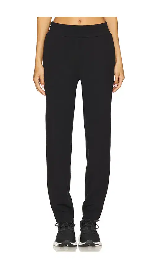 The Slim Zip Hem Pant 29.5 The Slim Zip Hem Pant 29.5