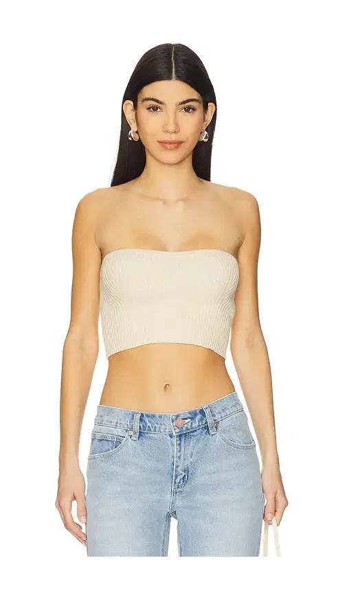 Nicky Bustier Nicky Bustier