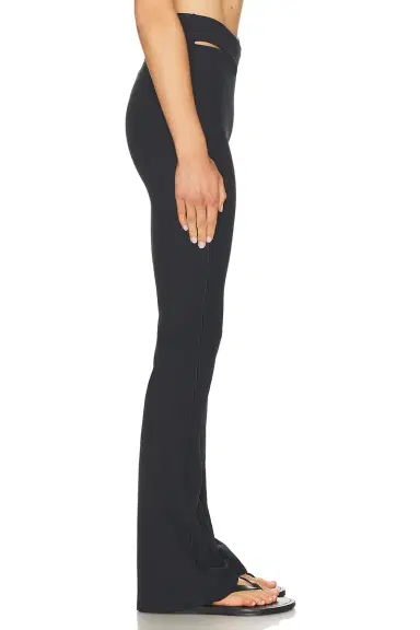 Nike Zenvy Cutout Gentle Support High Waisted Rib Flare Legging | Thumbnail 3 Nike Zenvy Cutout Gentle Support High Waisted Rib Flare Legging | Thumbnail 3