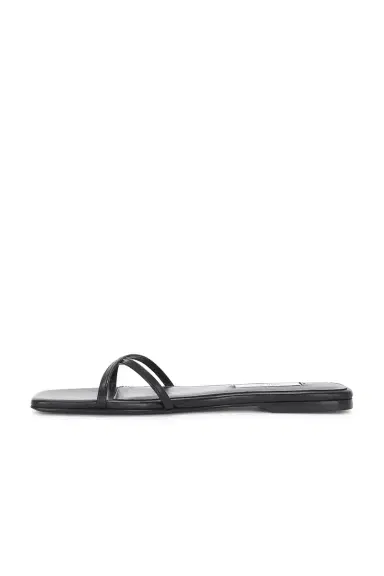 Toteme Leather Crossover Slide | Thumbnail 5 Toteme Leather Crossover Slide | Thumbnail 5