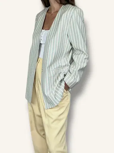 Jen Wonders Studio Striped blazer | Thumbnail 2 Jen Wonders Studio Striped blazer | Thumbnail 2
