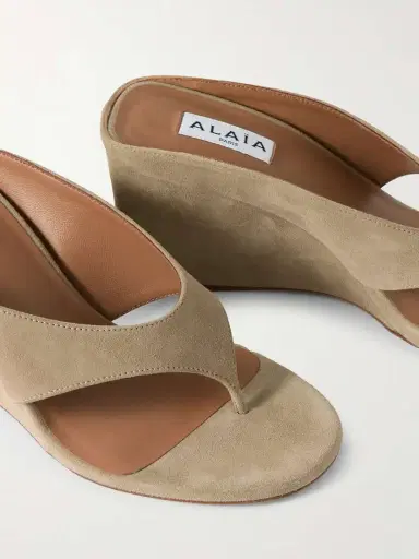 Alaïa Tong 75 Suede Wedge Sandals | Thumbnail 4 Alaïa Tong 75 Suede Wedge Sandals | Thumbnail 4