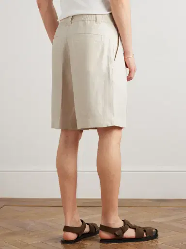 Loro Piana Reinga Wide-Leg Pleated Linen-Twill Bermuda Shorts - Men | Thumbnail 4 Loro Piana Reinga Wide-Leg Pleated Linen-Twill Bermuda Shorts - Men | Thumbnail 4