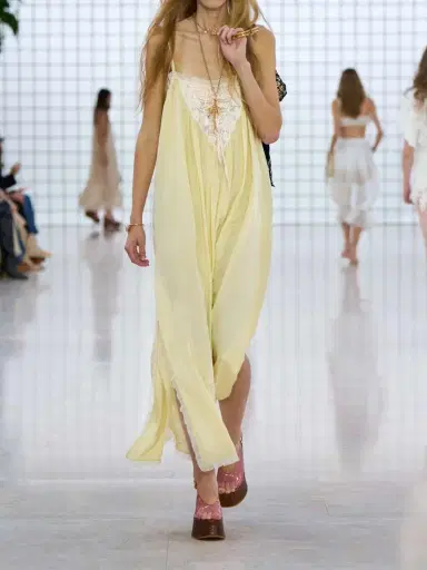 Chloé Gathered Lace-trimmed Silk-habotai Midi Dress | Thumbnail 4 Chloé Gathered Lace-trimmed Silk-habotai Midi Dress | Thumbnail 4