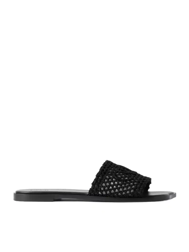 Chloé Flower Crocheted Slides