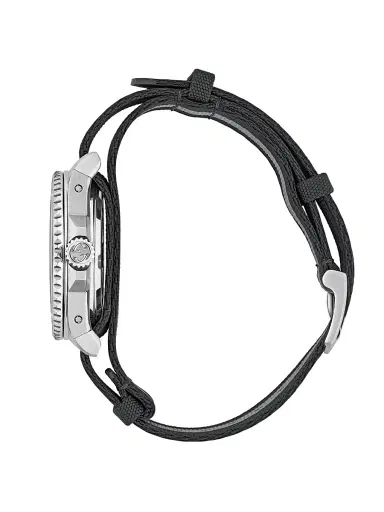 Gucci Men's Dive Stainless Steel & Ceramic Watch/38MM - Black | Thumbnail 3 Gucci Men's Dive Stainless Steel & Ceramic Watch/38MM - Black | Thumbnail 3