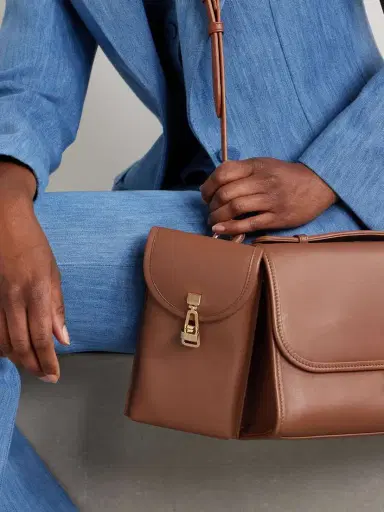 Gabriela Hearst Leather Pouch | Thumbnail 2 Gabriela Hearst Leather Pouch | Thumbnail 2