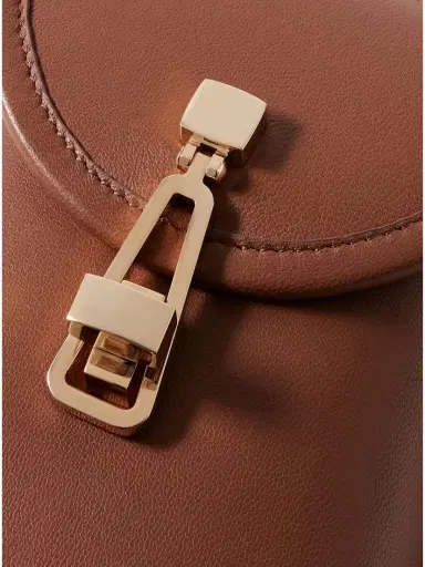 Gabriela Hearst Leather Pouch | Thumbnail 4 Gabriela Hearst Leather Pouch | Thumbnail 4