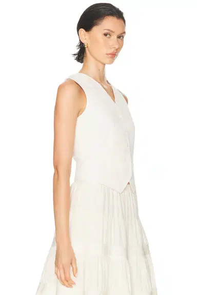 Alexis Torre Vest | Thumbnail 2 Alexis Torre Vest | Thumbnail 2