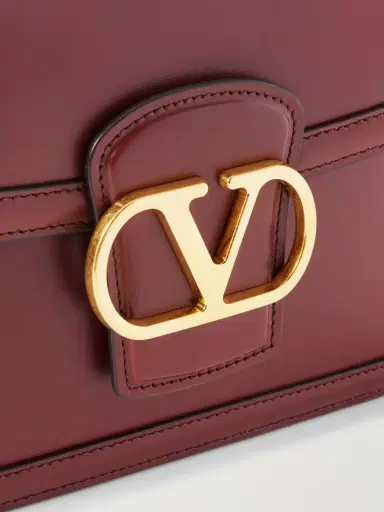 Valentino Garavani 9to5 Small Leather Shoulder Bag | Thumbnail 4 Valentino Garavani 9to5 Small Leather Shoulder Bag | Thumbnail 4