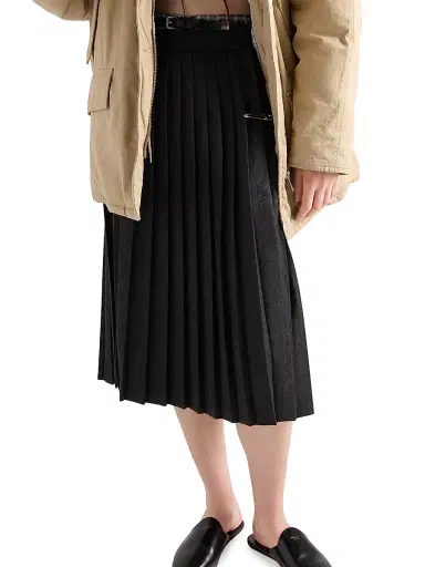 Prada Women's Pleated Wool Flannel Skirt - Grey | Thumbnail 4 Prada Women's Pleated Wool Flannel Skirt - Grey | Thumbnail 4