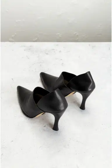 Loewe Loewe Comic Folded Pump | Thumbnail 3 Loewe Loewe Comic Folded Pump | Thumbnail 3
