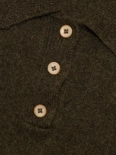 The Elder Statesman Women's Fitted Cashmere Polo Shirt - Olive | Thumbnail 7 The Elder Statesman Women's Fitted Cashmere Polo Shirt - Olive | Thumbnail 7