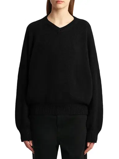 Khaite Women's Wolfe Drop-Shoulder Cashmere Sweater - Fog | Thumbnail 9 Khaite Women's Wolfe Drop-Shoulder Cashmere Sweater - Fog | Thumbnail 9