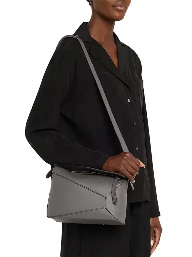 LOEWE Women's Puzzle Edge Leather Shoulder Bag - Light Grey | Thumbnail 16 LOEWE Women's Puzzle Edge Leather Shoulder Bag - Light Grey | Thumbnail 16